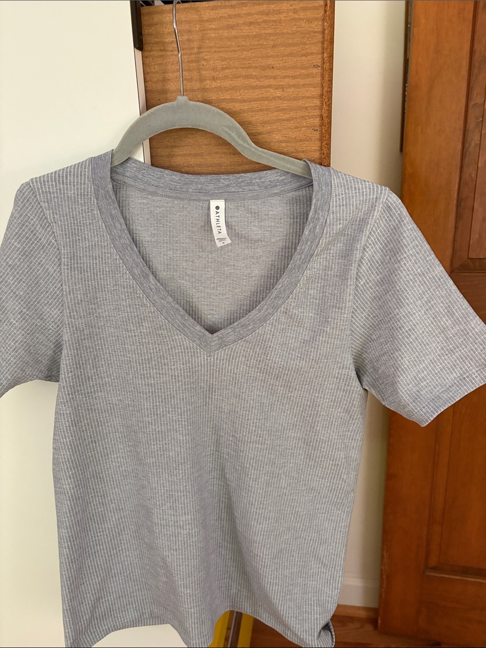 Athleta Light Gray Ribbed V-Neck Tee